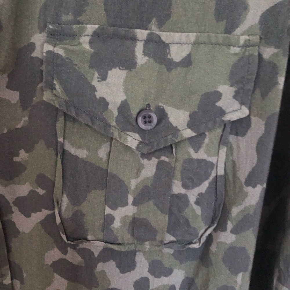 Anthropologie cloth and stone Nina camo shirt dress - Picture 9 of 10